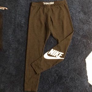Nike leggings